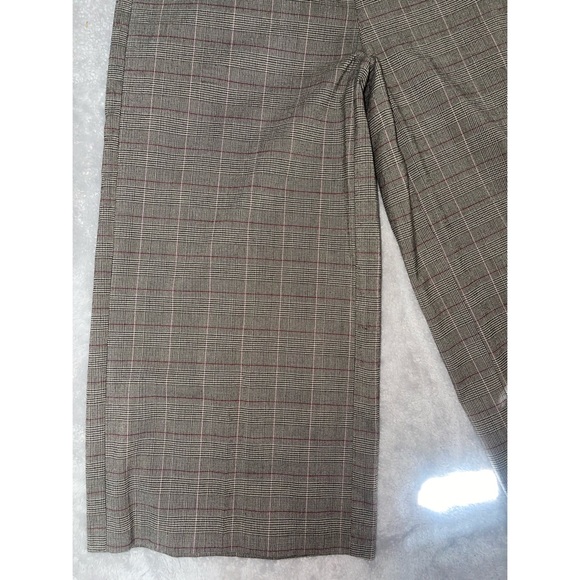 Women’s Light Green Plaid Tailor B. Moss Capri Slacks 💚 - Picture 3 of 16